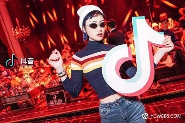 肿么在一个手机上下两个抖音?